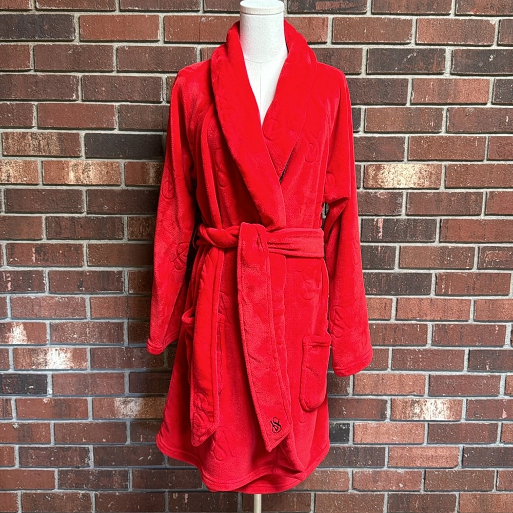 Victoria’s Secret Red Plush Logo Robe Size M/L